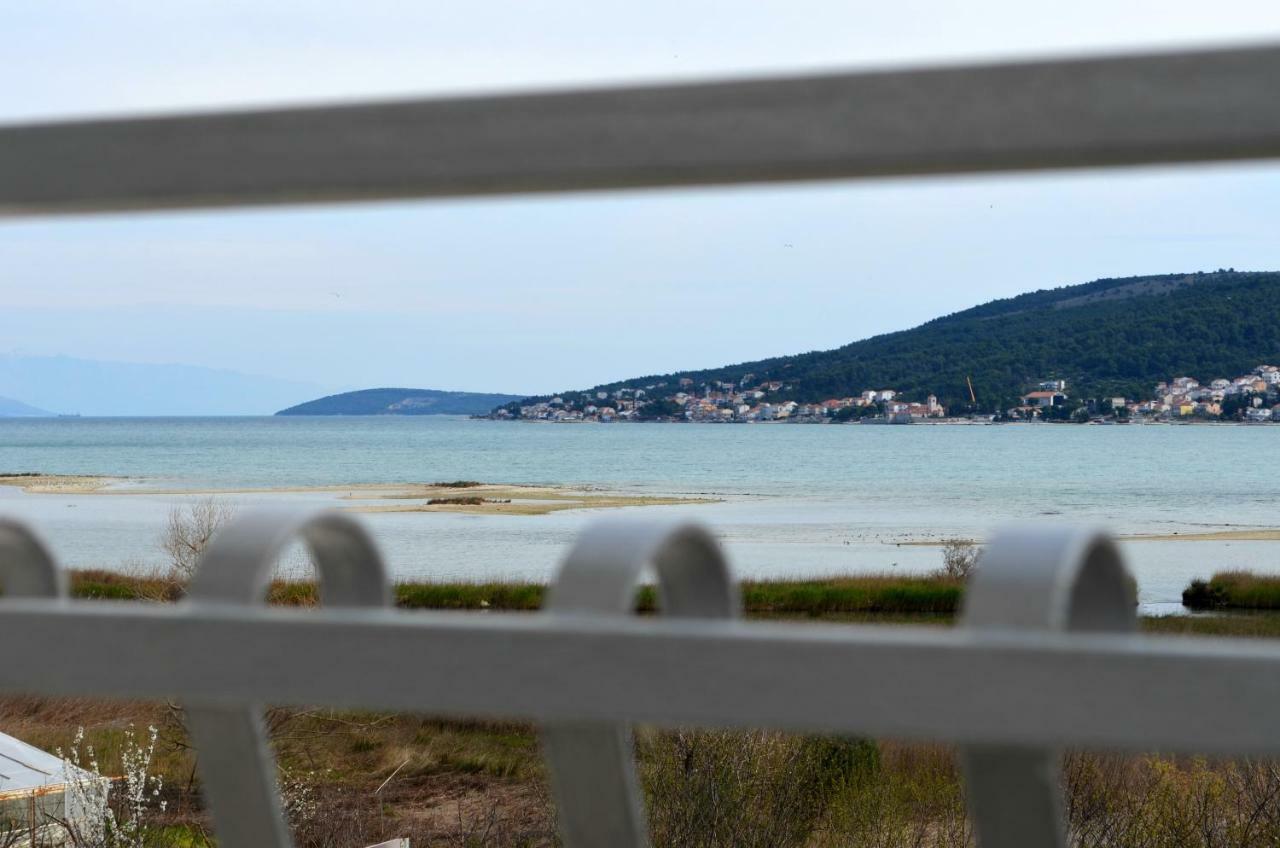 Bridge And Beach Apartments Трогир Екстериор снимка
