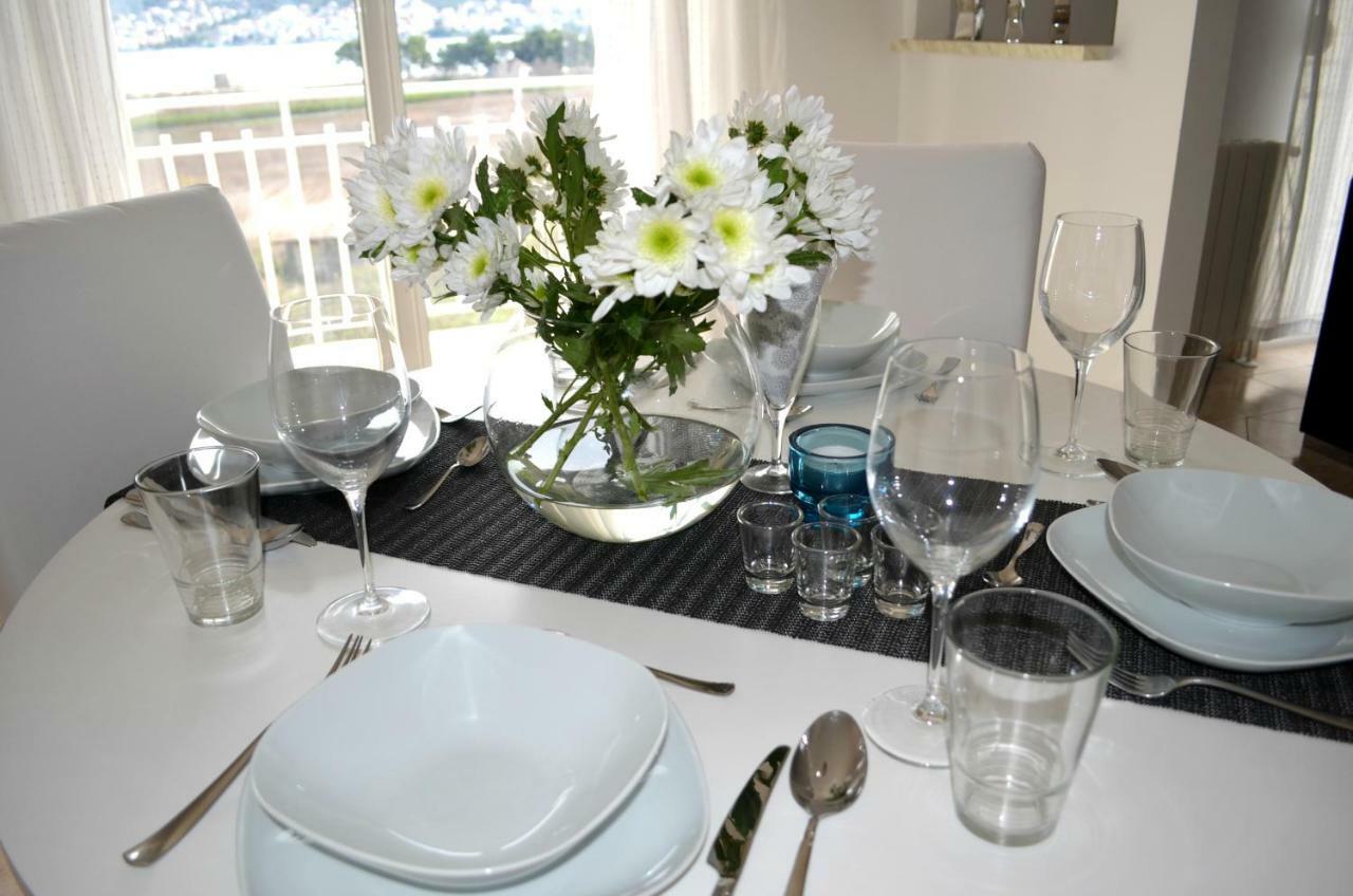 Bridge And Beach Apartments Трогир Екстериор снимка
