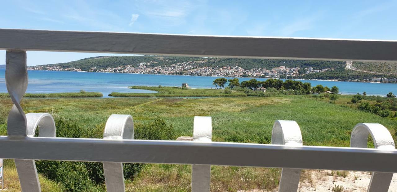 Bridge And Beach Apartments Трогир Екстериор снимка
